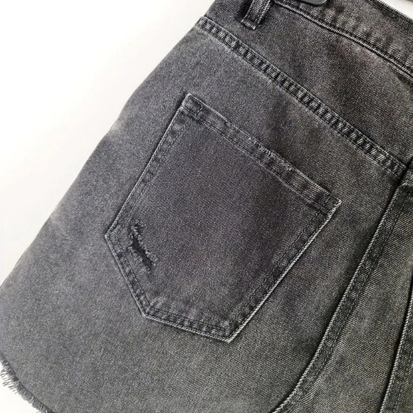 We The Free People Black Brea Cutoff Distressed Denim Destroyed Mini Skirt 28 - Picture 7 of 9